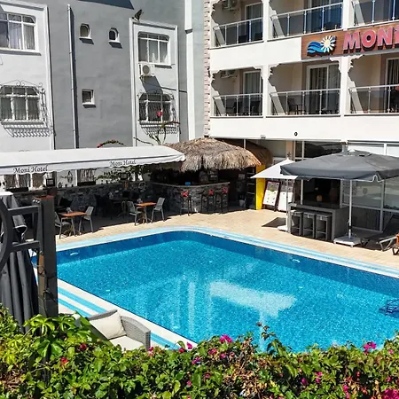 Moni Otel